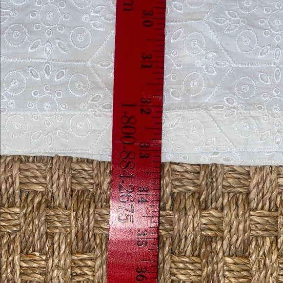 Vineyard vines Elegant White Eyelet Dress sz Med - Picture 6 of 10